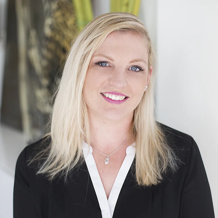 Audrey | Panseuse au bloc opératoire et Spécialisée dans la greffe de cheveux